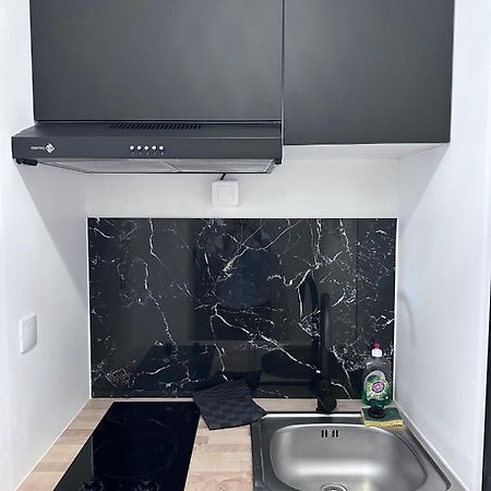 Appartamento Le Madeleine - Cosy & Renove - Face Tram Orléans Esterno foto