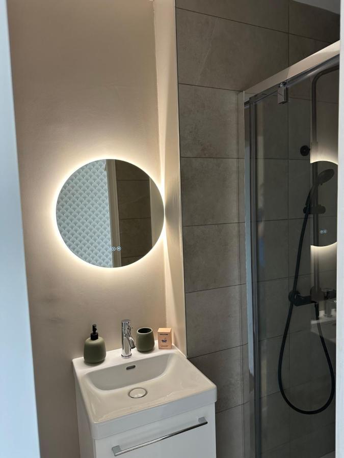 Appartamento Le Madeleine - Cosy & Renove - Face Tram Orléans Esterno foto